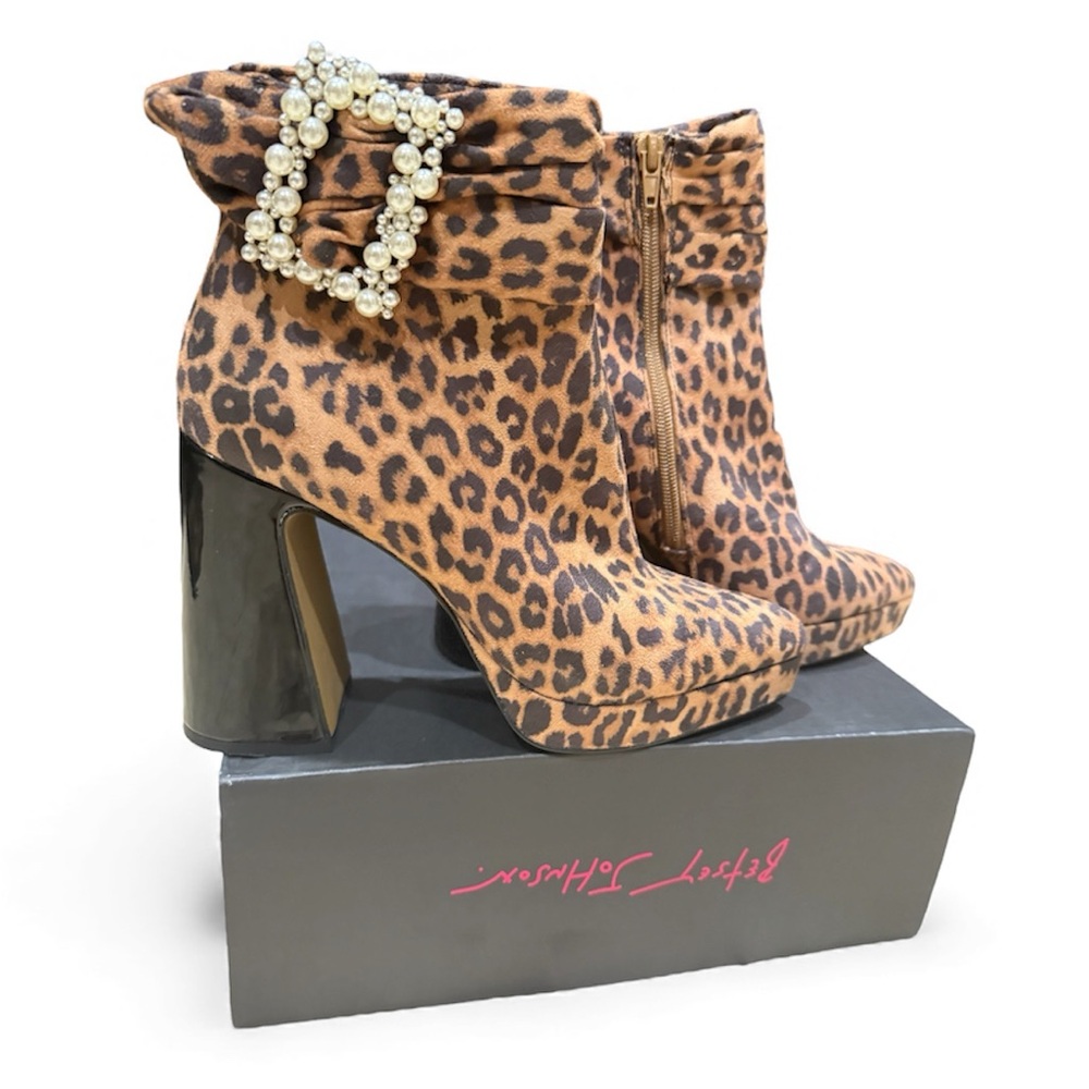 New! Betsy Johnson Animal Print Idris Platform Rhinestone Buckle Leopard Bootie - Picture 2 of 5